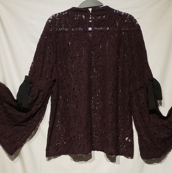 Loft plum sheer lace top size large. - Picture 4 of 10